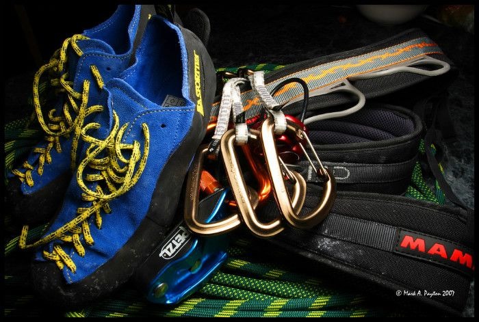 Những trợ thủ đắc lực khi đi leo núi mà bạn cần biết3