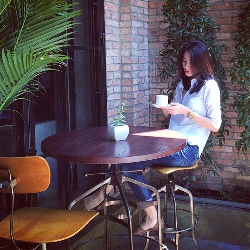 Phụ nữ hiện đại không ngại ngần outdoor3