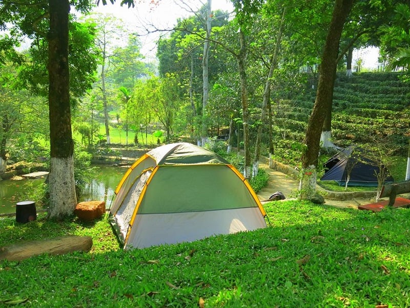 8-dia-diem-cam-trai-quanh-ha-noi-cho-dip-8-3-nay