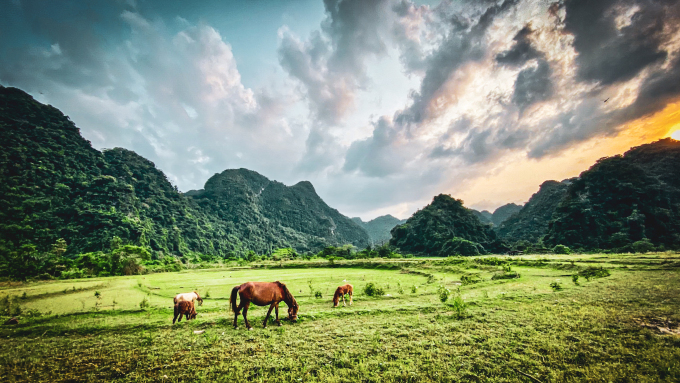 Cảnh thiên nhiên tại Lân Đặt.