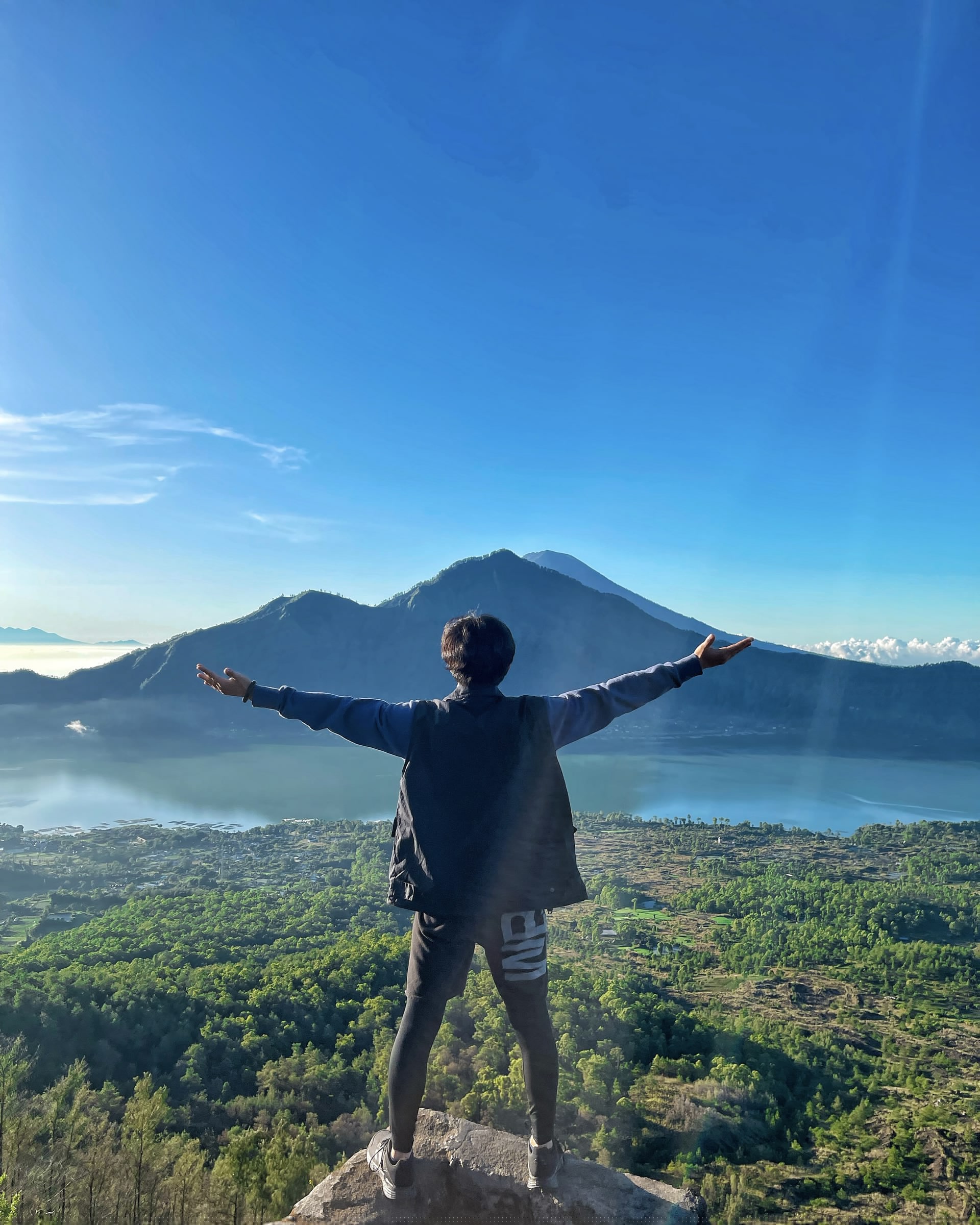 leo nui Batur anh 8