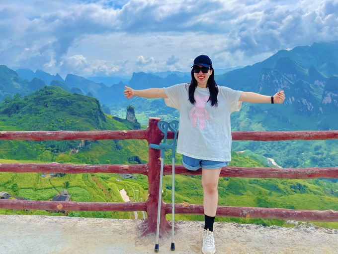 Cô gái khuyết một chân ở Gia Lai vượt nghìn km chinh phục địa đầu Tổ quốc - 1