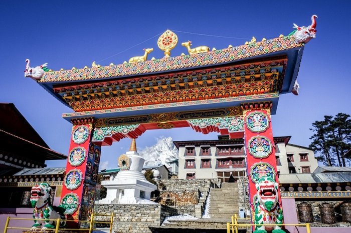 Làng Monjo là một điểm dừng chân trong hành trình - Trekking lên đỉnh Everest