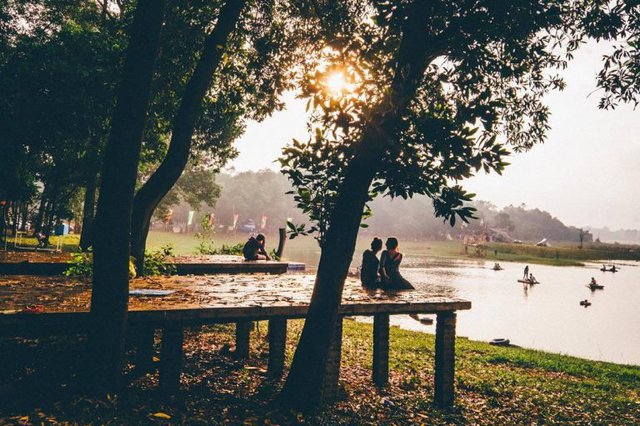Nếu muốn thử Camping mà chưa biết chọn nơi nào để cắm lều thì đây là những địa điểm vừa hot lại đẹp từ Nam ra Bắc phải thử đến 1 lần - Ảnh 6.