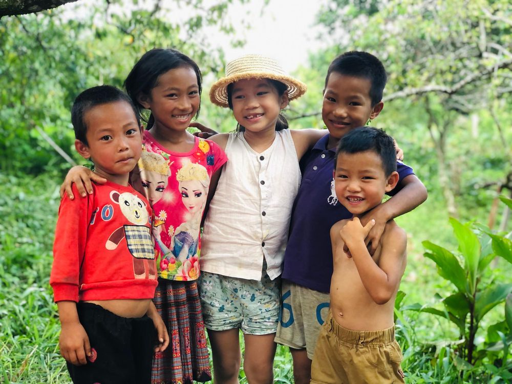 mac-ket-o-moc-chau-gia-dinh-ha-noi-cuoc-dat-lam-vuon-dua-con-treo-deo-loi-suoi-wetrekvn