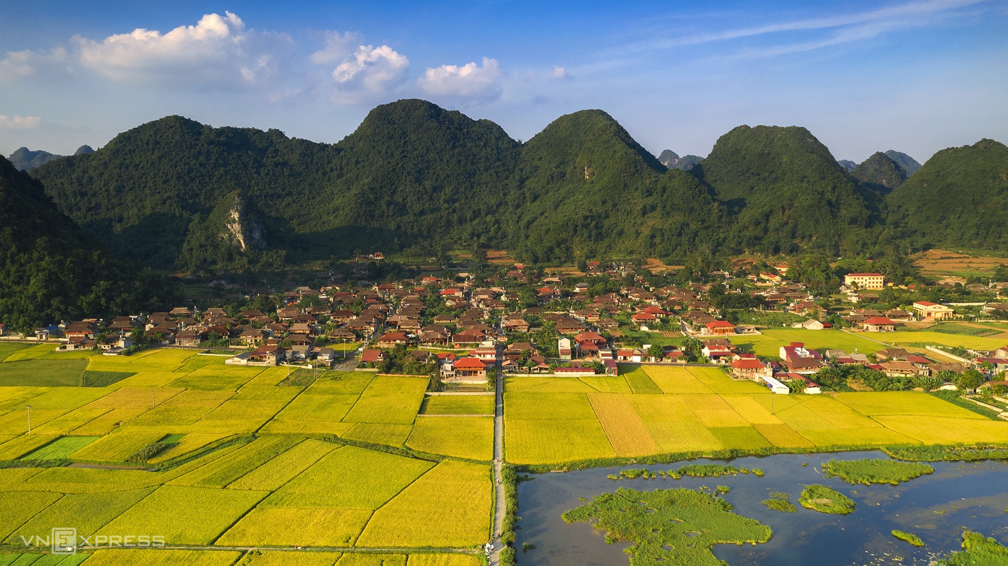 mua-lua-chin-vung-cao-trong-an-tuong-nguoi-lam-du-lich-wetrekvn
